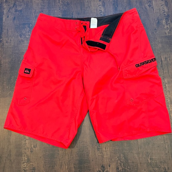 Quicksilver men’s board shorts - Picture 1 of 1